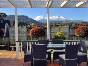 Shannon House - Ohakune Holiday Home